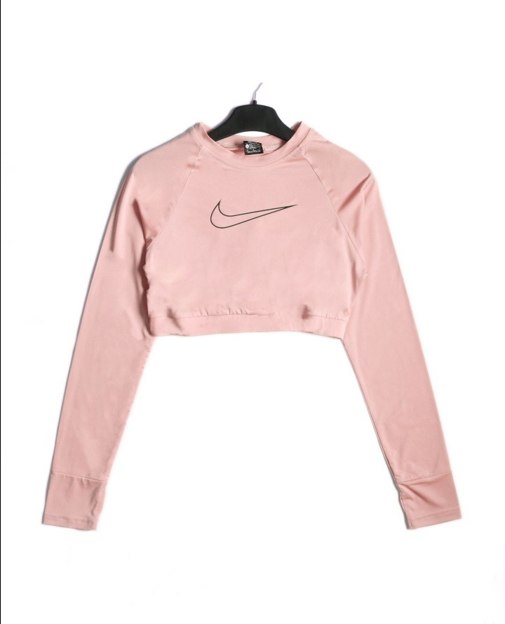 Long-sleeve-sports-crop